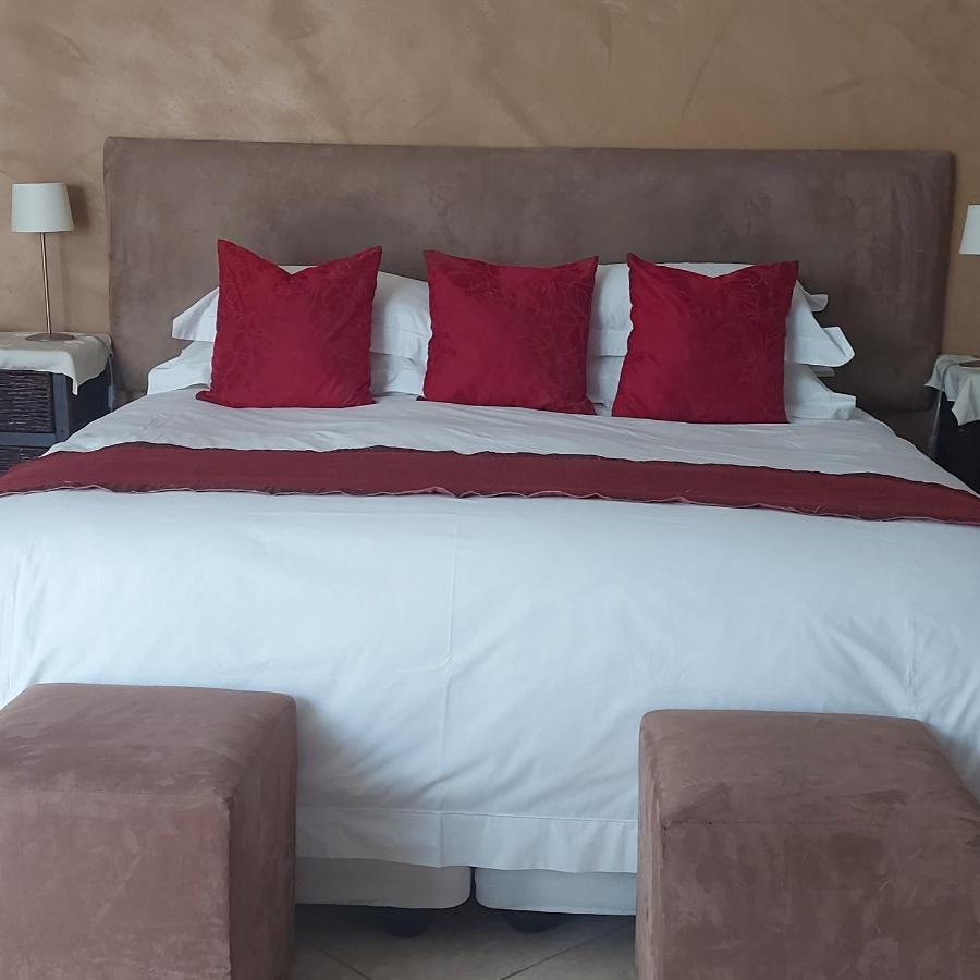 Lumley'S Place Guesthouse Pniel エクステリア 写真