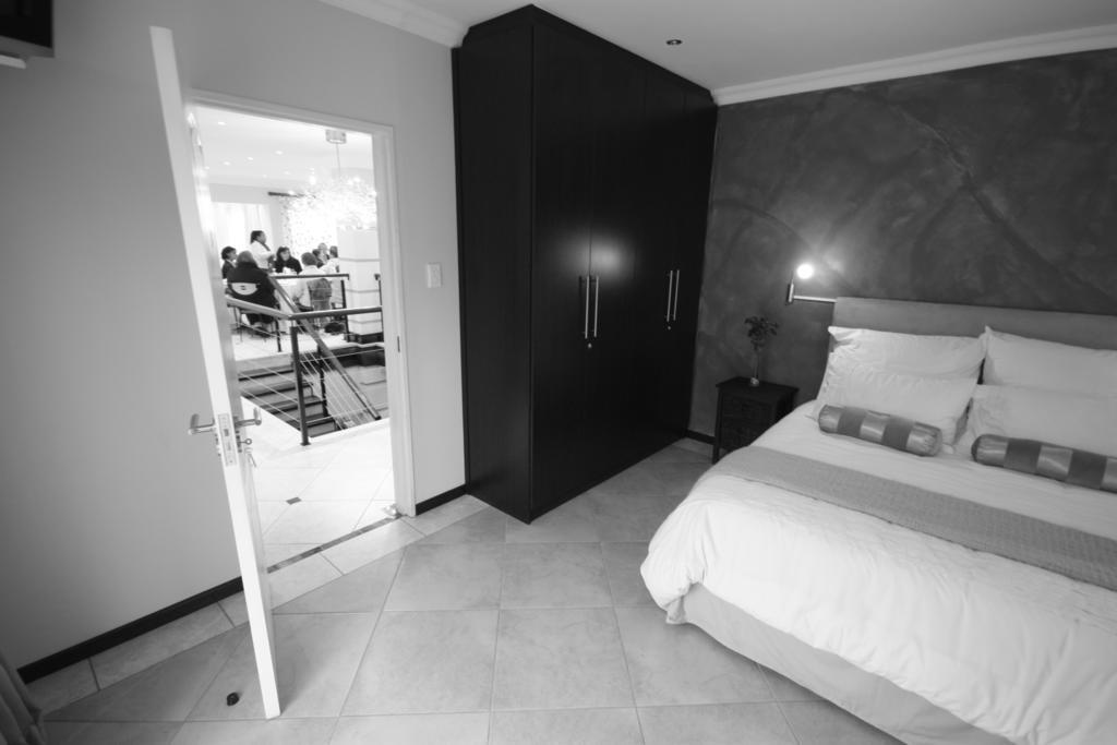 Lumley'S Place Guesthouse Pniel エクステリア 写真